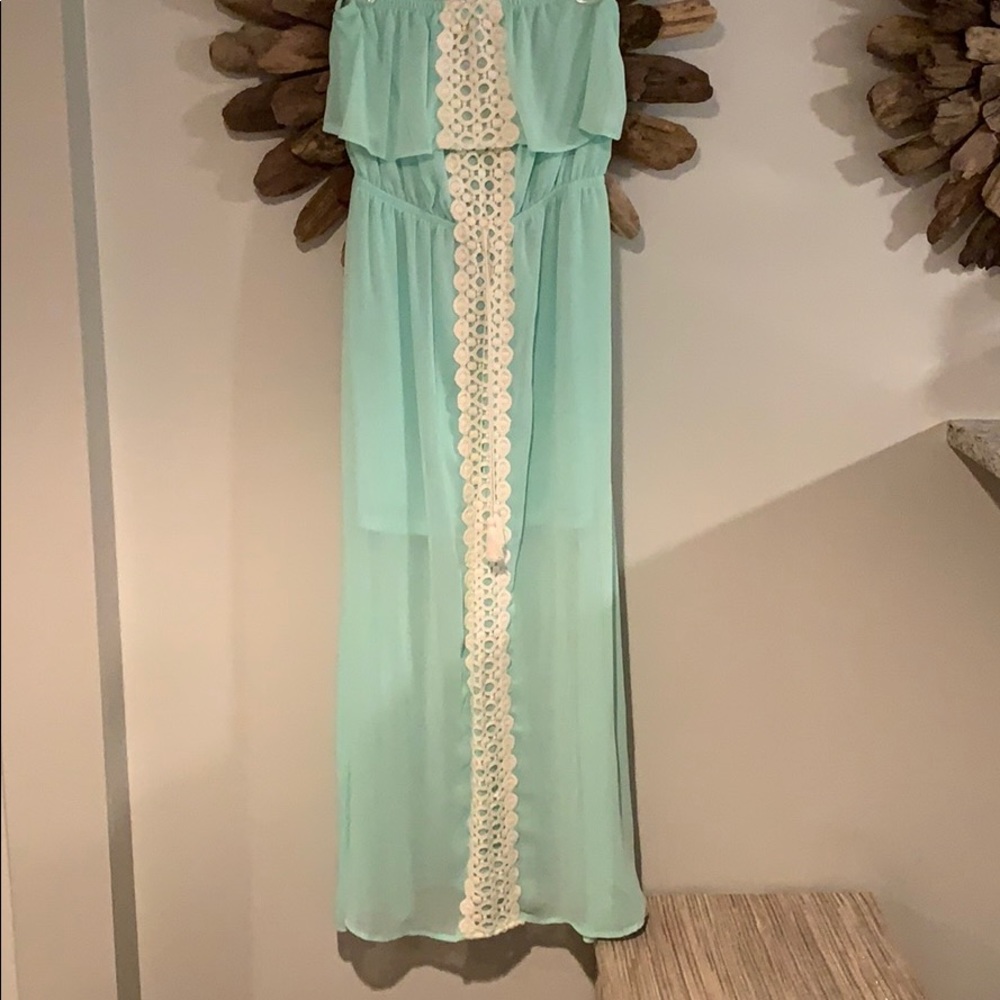 Mint & Cream lace
